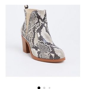 Snakeskin Print Faux Leather Western Bootie 8WIDE